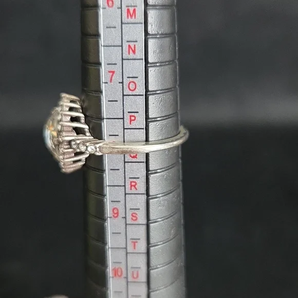 Brrighton Size 8 Clear Crystal Ring - Picture 3 of 8